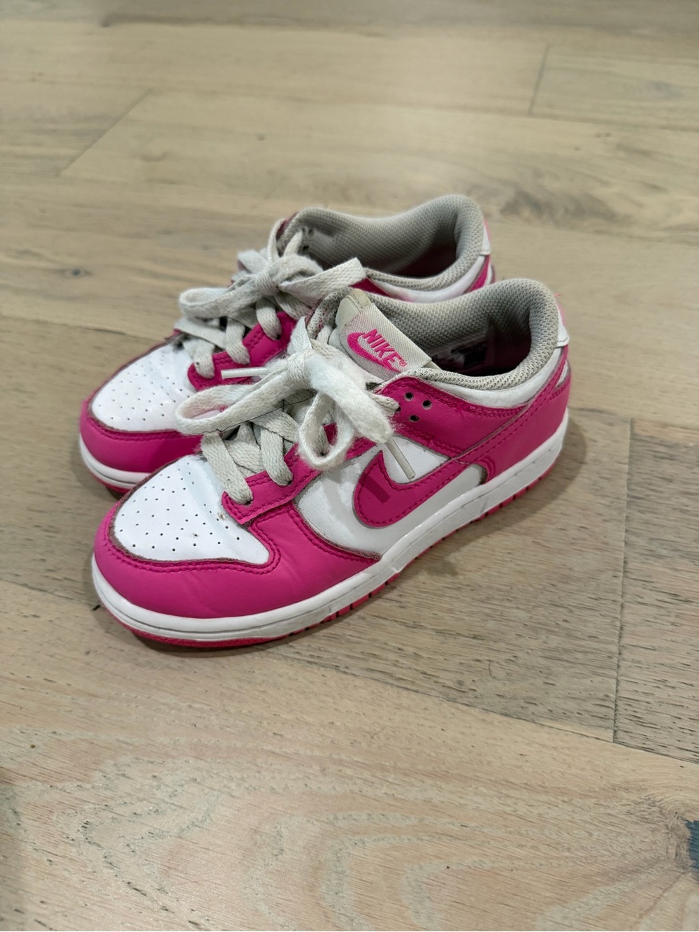 Nike Kids Hot Pink and White Low-Top Sneakers